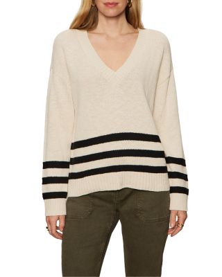 CLASSIC V NECK SWEATER