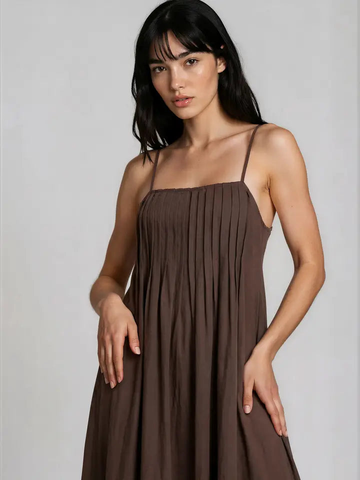 Pintuck Detail Spaghetti Strap Midi Sundress