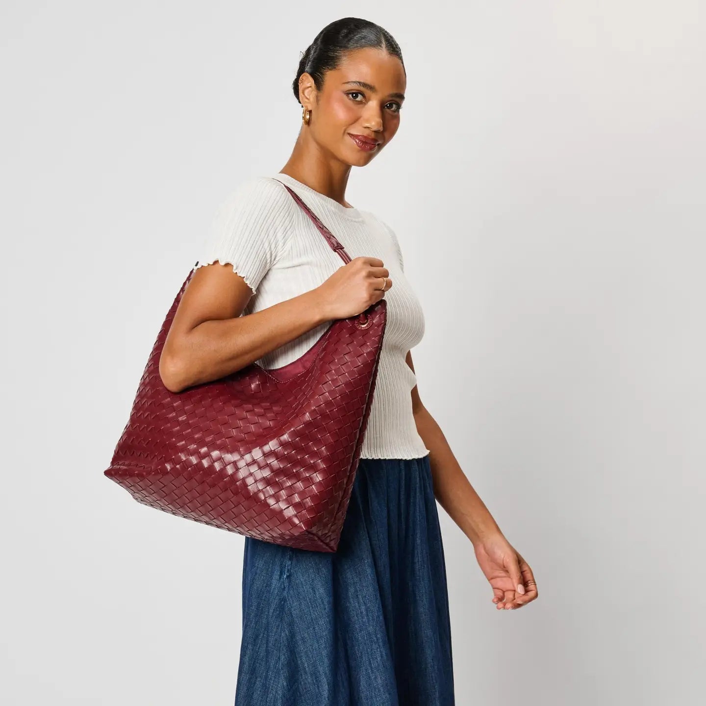Ezia Hobo Bag