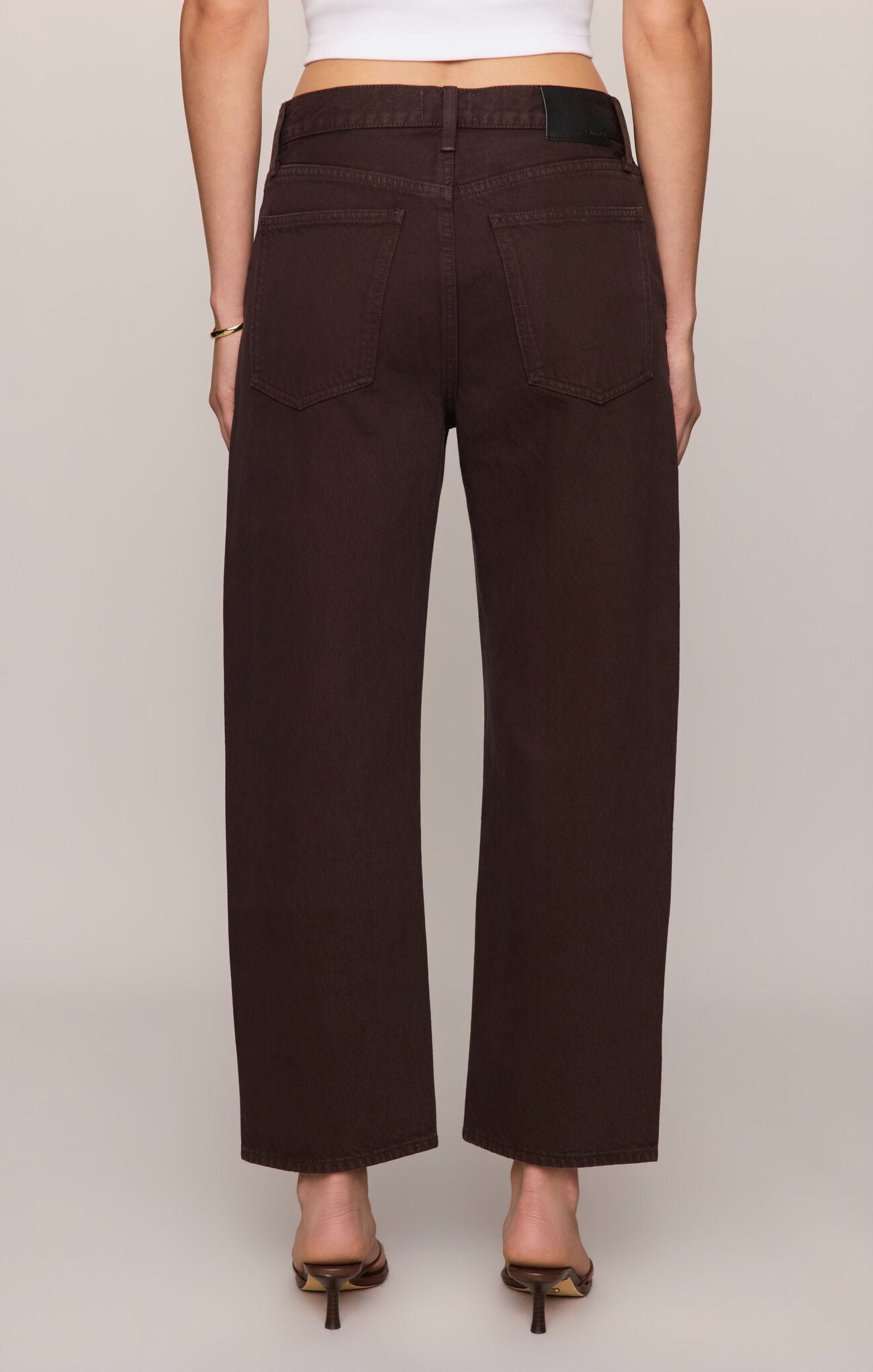 THE OFF DUTY BOWED ANKLE JEAN