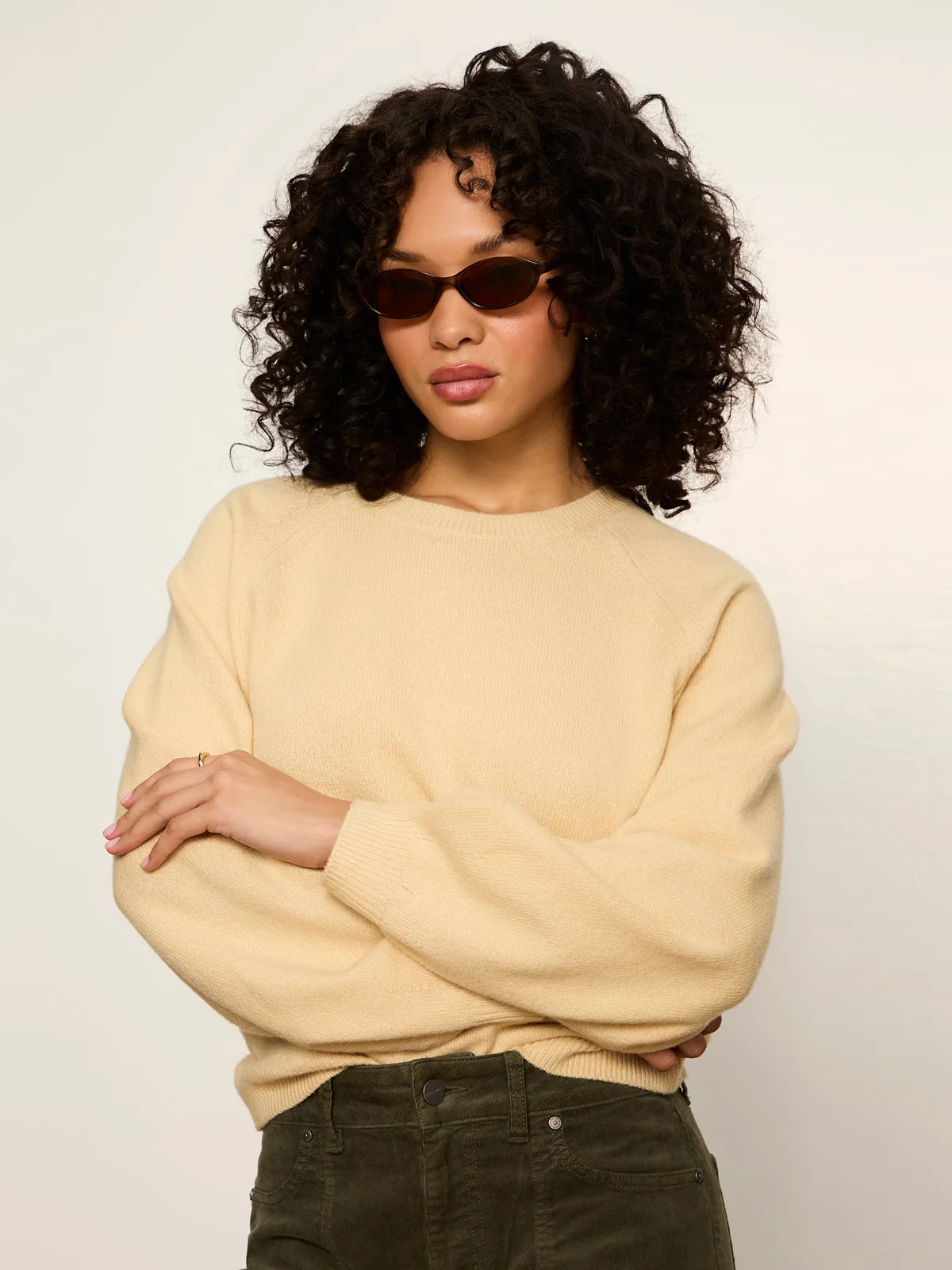 SOFT POPOVER SWEATER