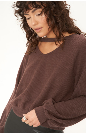 NIGHT AND DAY CUT OUT COZY THERMAL TOP