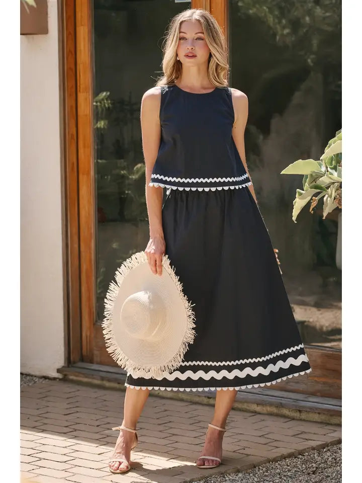 Ric Rac Trimmed Sleeveless Top