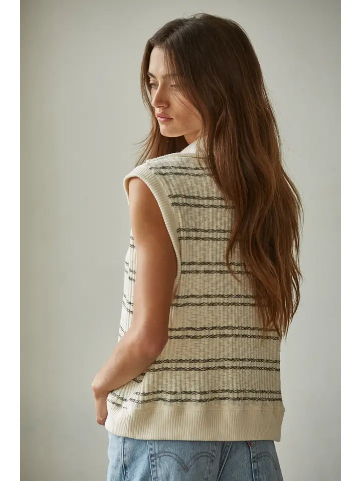 Knit Open Collar Neck Sleeveless Top