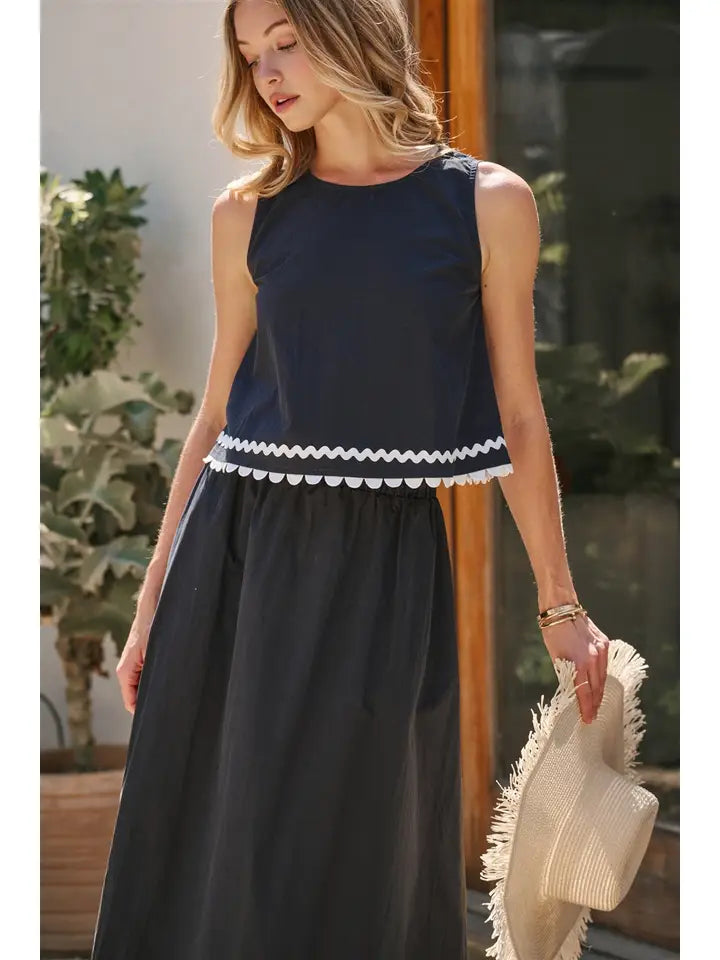 Ric Rac Trimmed Sleeveless Top