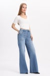 New York High Rise Wide Leg Jean